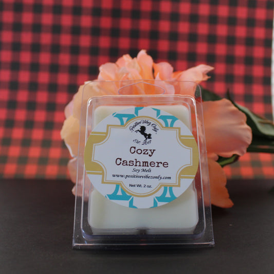 Cozy Cashmere Scented Candle